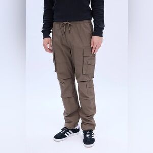 32. Aeropostale • NWT $60 Active Utility Pants Cargo pockets